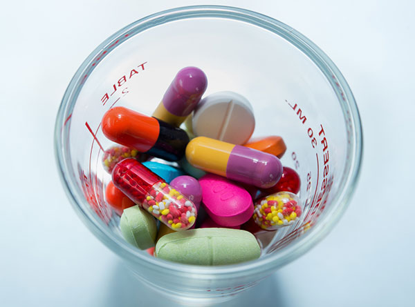 Defective Drugs – Who Can I Sue for Injuries?