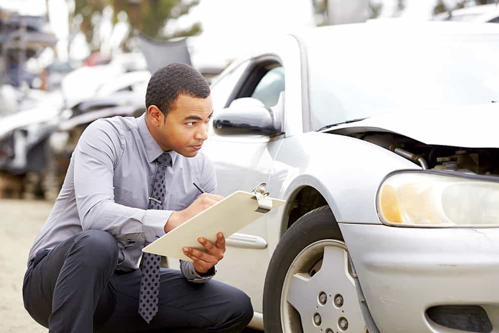 Three Things a New Orleans Car Accident Lawyer Does for You